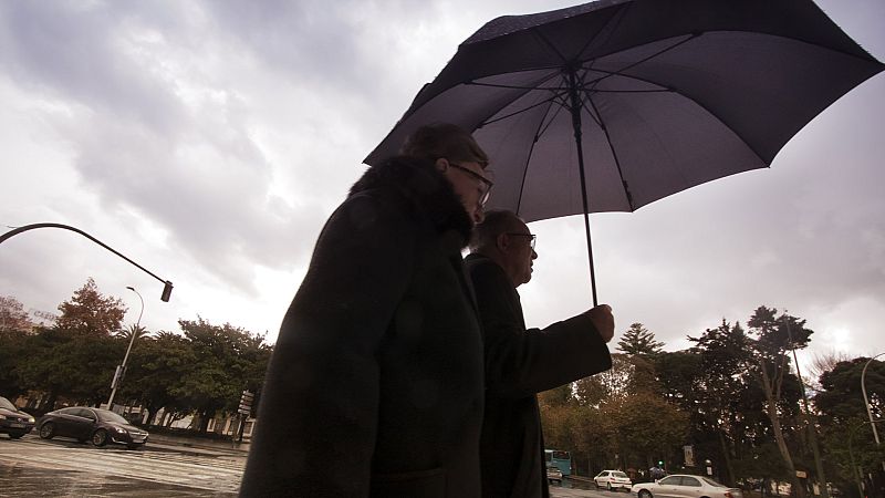Descenso generalizado de temperaturas y lluvia persistente en noroeste - Ver ahora
