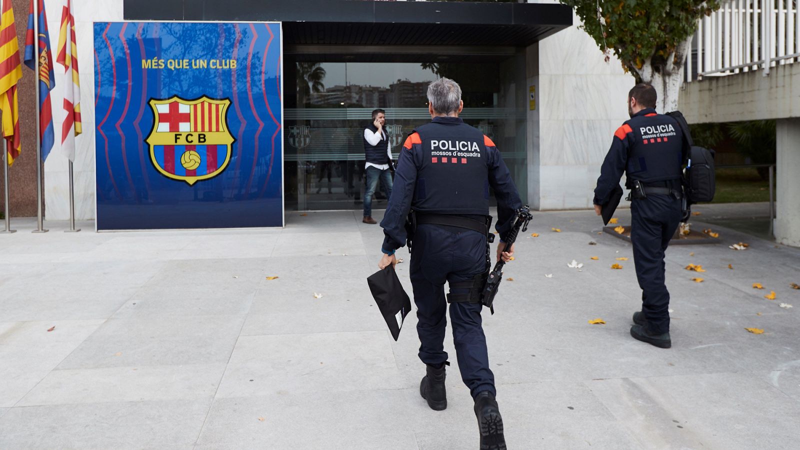 Unos 3.000 efectivos velarán por la seguridad del Clásico | Ver