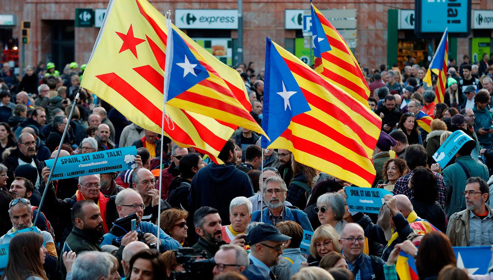 Gran dispositivo de seguridad para asegurar la celebración del Clásico - rtve.es | Ver