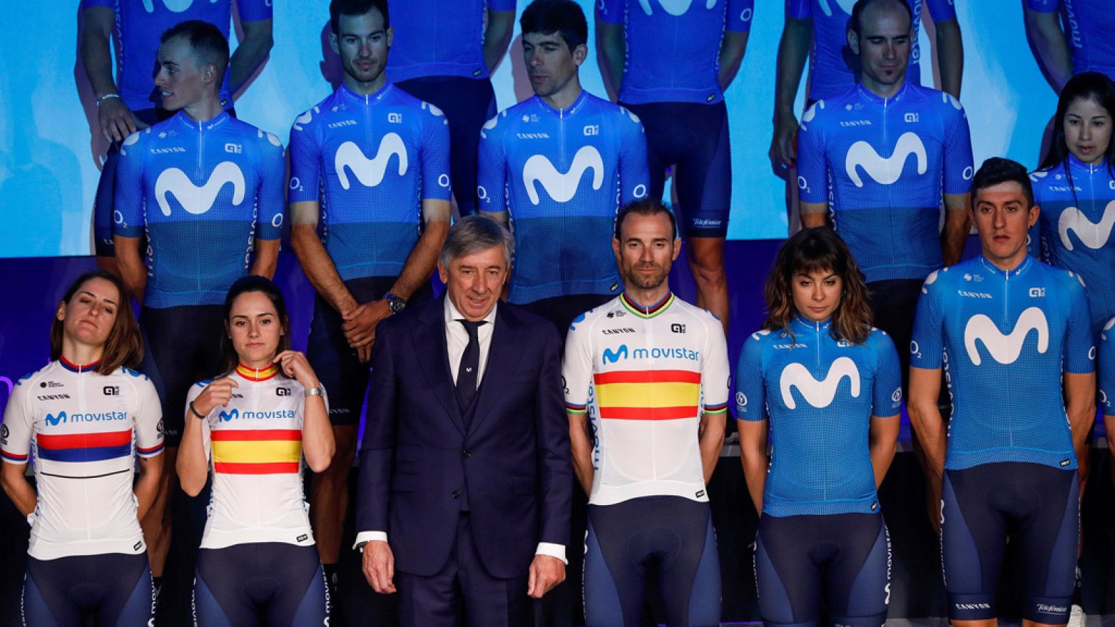 El Movistar presenta la temporada con muchas caras nuevas | Ver