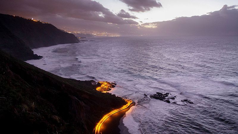 Viento fuerte o muy fuerte en la vertiente atlántica, alto Ebro y Pirineos - Ver ahora