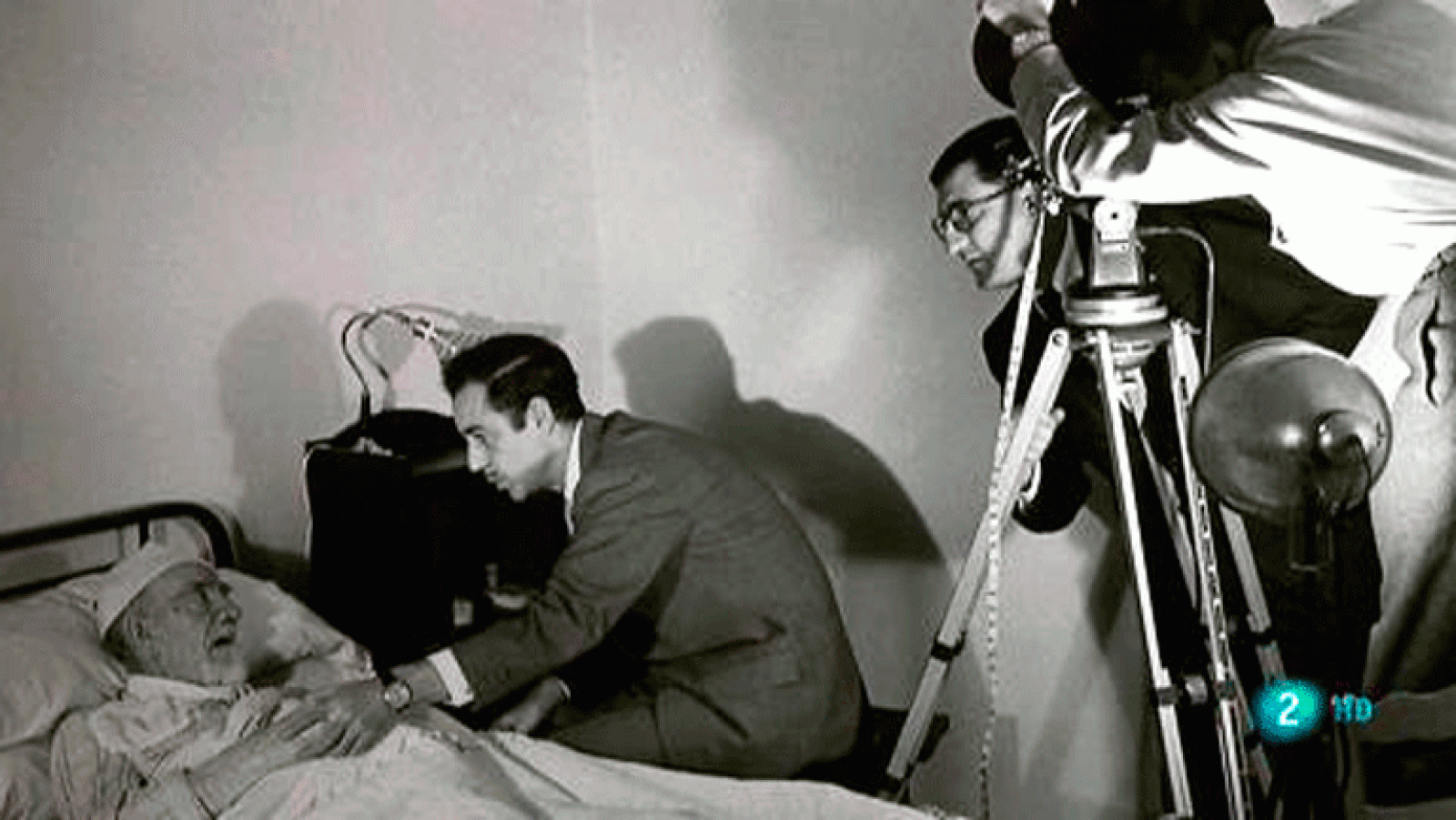 El Círculo de Bellas Artes de Madrid Carlos Saura fotógrafo. Una vida tras la cámara La aventura del saber