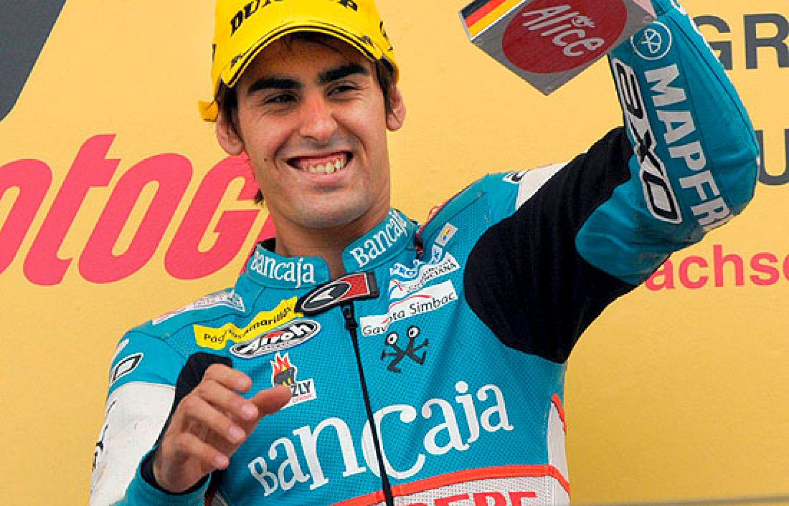 Cinco españoles han subido al podio en las categoríad e 125 y 250. Simón ha vencido en 125 y Simoncelli en 250.