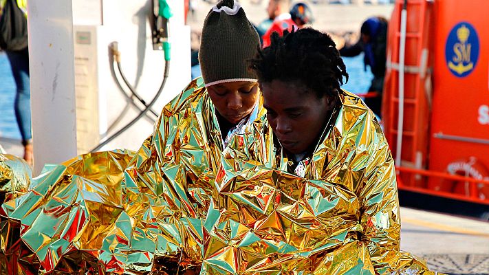 Telediario 1 - Las costas españolas reciben a más de 200 migrantes en Nochebuena y Navidad