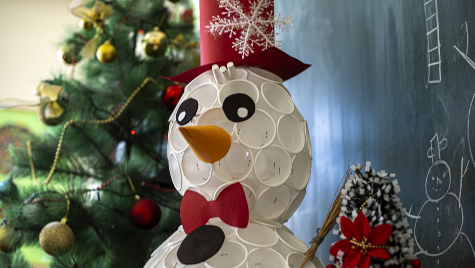 Árboles de Navidad que fomentan el reciclaje