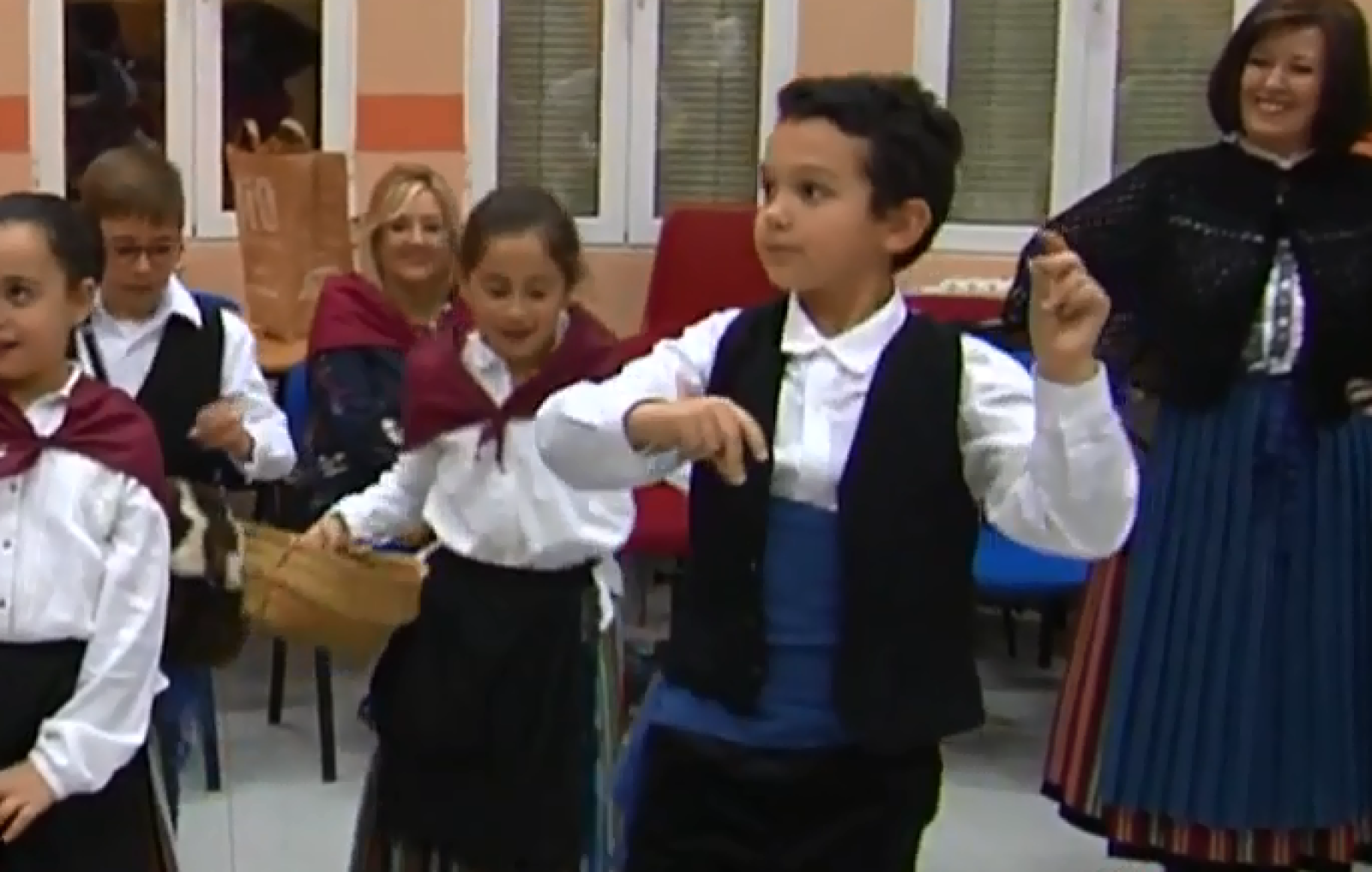 Las jotas más navideñas - España Directo | Ver