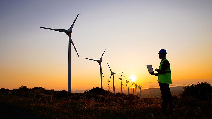 Telediario 1 - ¿Cómo aprovechar el exceso de energía renovable?