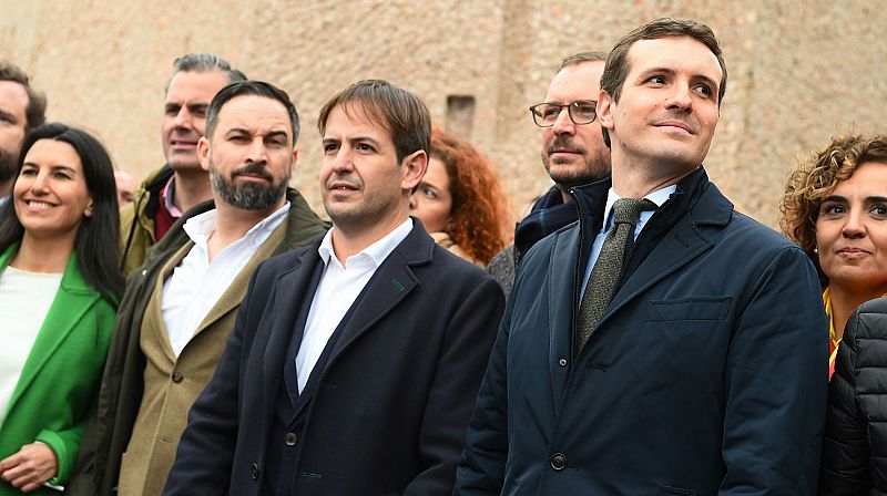 Reacciones de la oposición al informe de la Abogacía