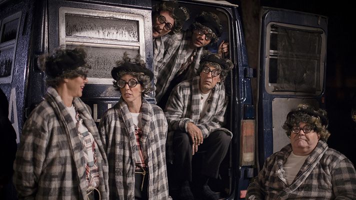 Especiales Nochevieja con José Mota - Detienen a los cómicos.