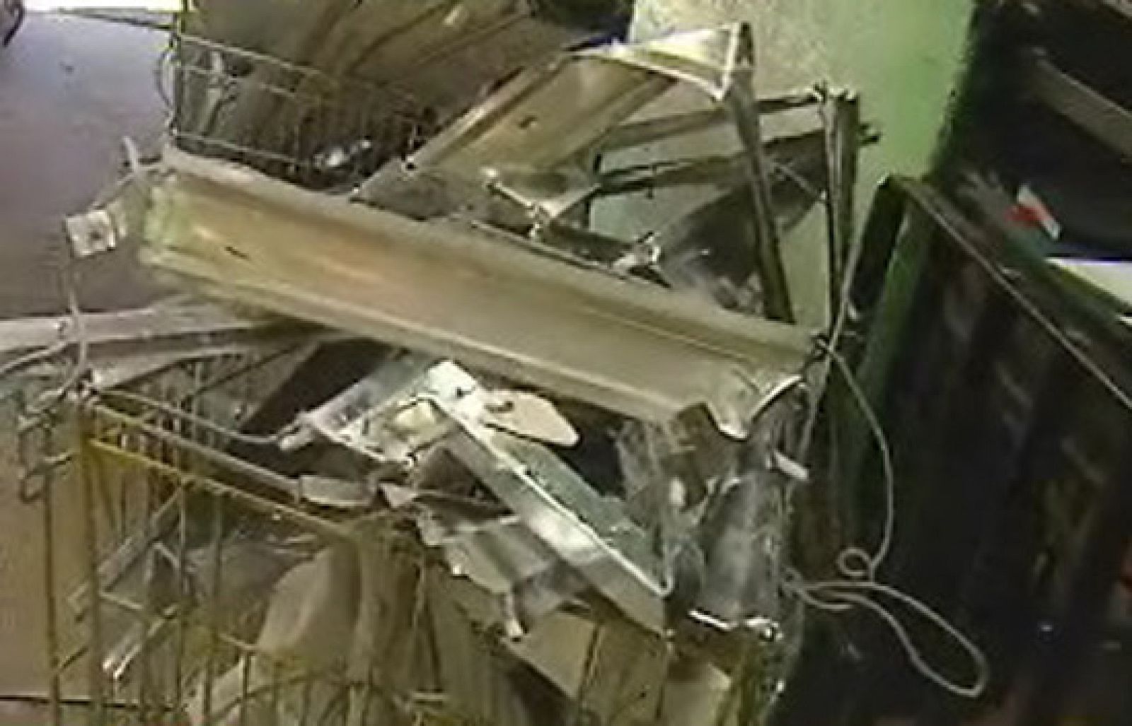 España Directo - Malvivir de la chatarra | Ver