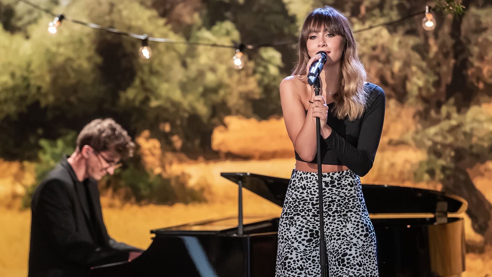 MasterChef Junior 7 - Aitana enamora a los aspirantes de MasterChef Junior 7 | Ver