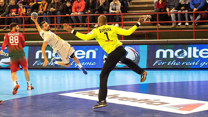 Balonmano - España consigue una trabajada victoria ante Portugal