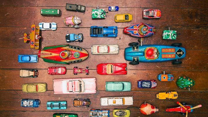 Telediario 1 - Juguetes de cuerda, de madera o reparables: alternativas para unos Reyes Magos más ecológicos