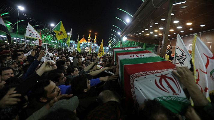 Telediario 1 - Multitudinario funeral del general Soleimani en Irak