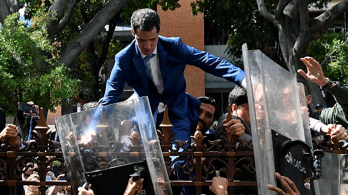 Telediario 1 - Guaidó intenta revalidar su mandato en la Asamblea Nacional