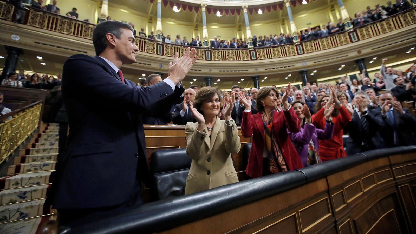 Sánchez es investido presidente del Gobierno con 167 votos a favor, 165 en contra y 18 abstenciones