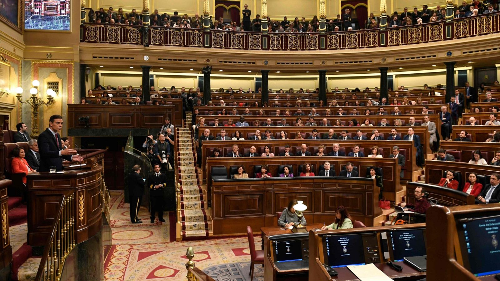 Especial informativo - Debate de investidura de Pedro Sánchez - 07/01/20 - Lengua de signos - ver ahora