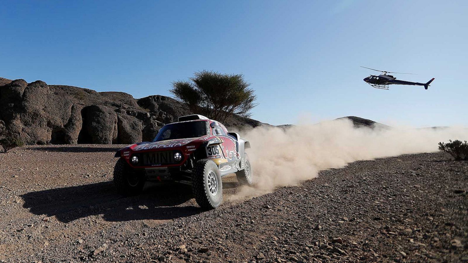 Dakar 2020 - Carlos Sainz y Lucas Cruz ganan la tercera etapa | Ver