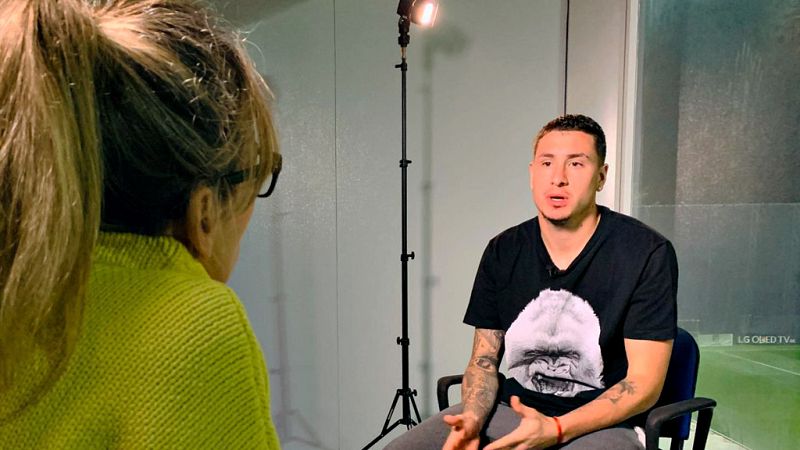 El central uruguayo José María Giménez ha analizado las posibilidades de que su compatriota, el delantero Edson Cavani, acabe recalando en el Atlético de Madrid.