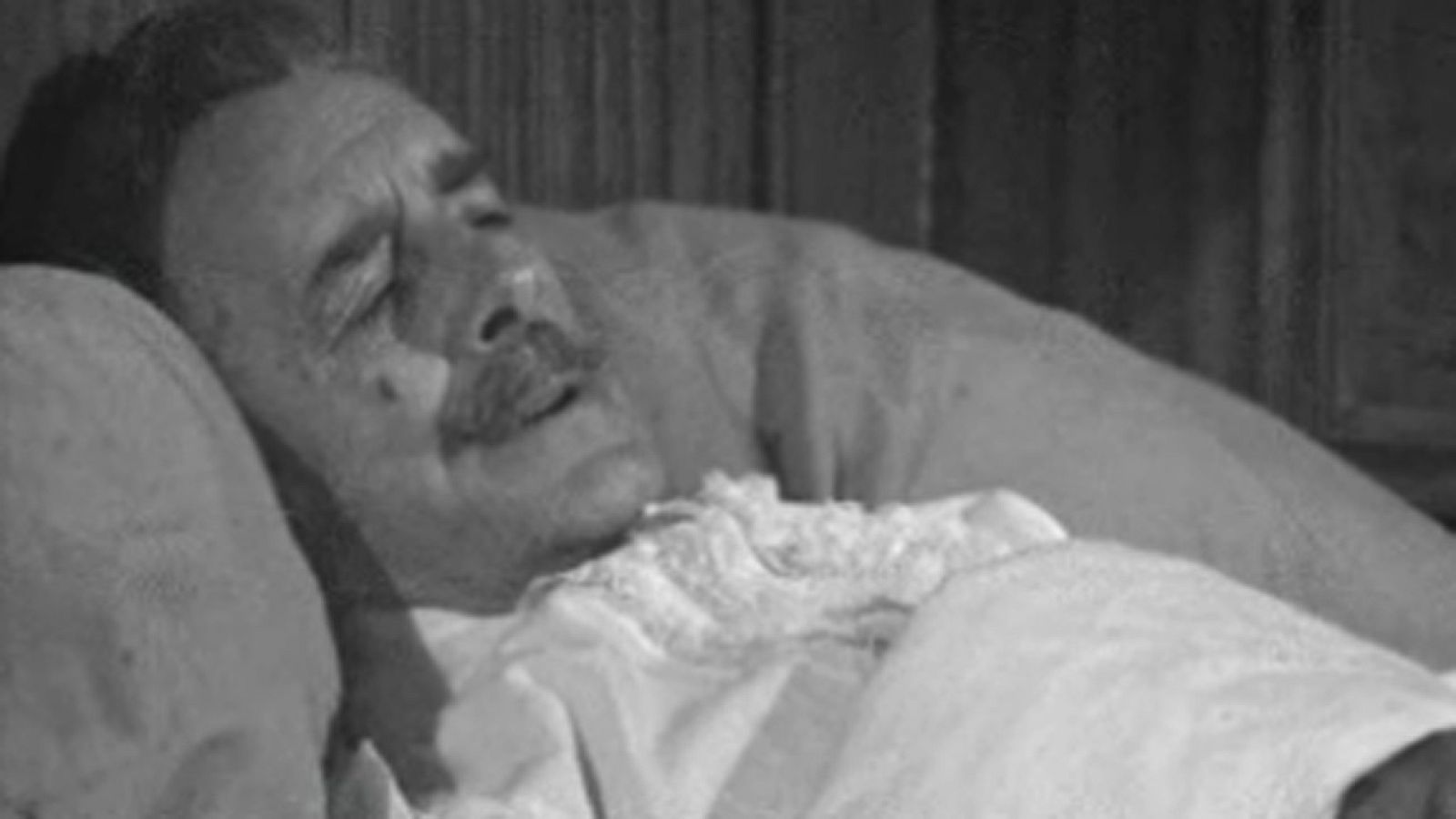 La casa de las locas - Un barco entre la niebla - La casa de las locas | Ver