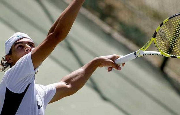  - Nadal vuelve a tocar raqueta