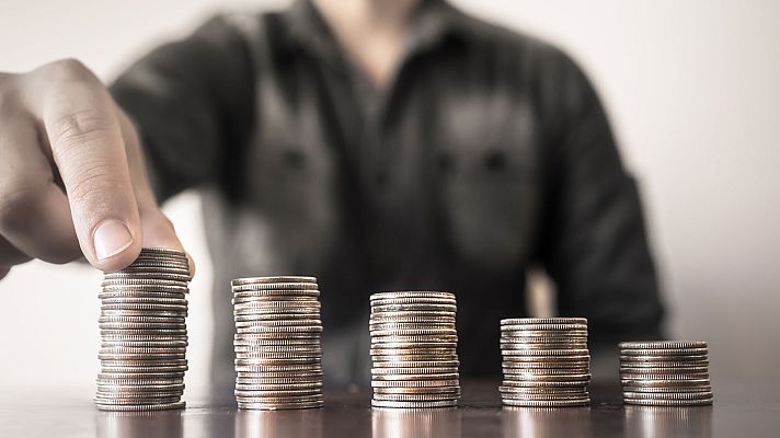 Telediario 1 - A debate la renta básica universal