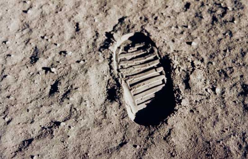 Telediario 2 en cuatro minutos - 20/07/09 | Ver