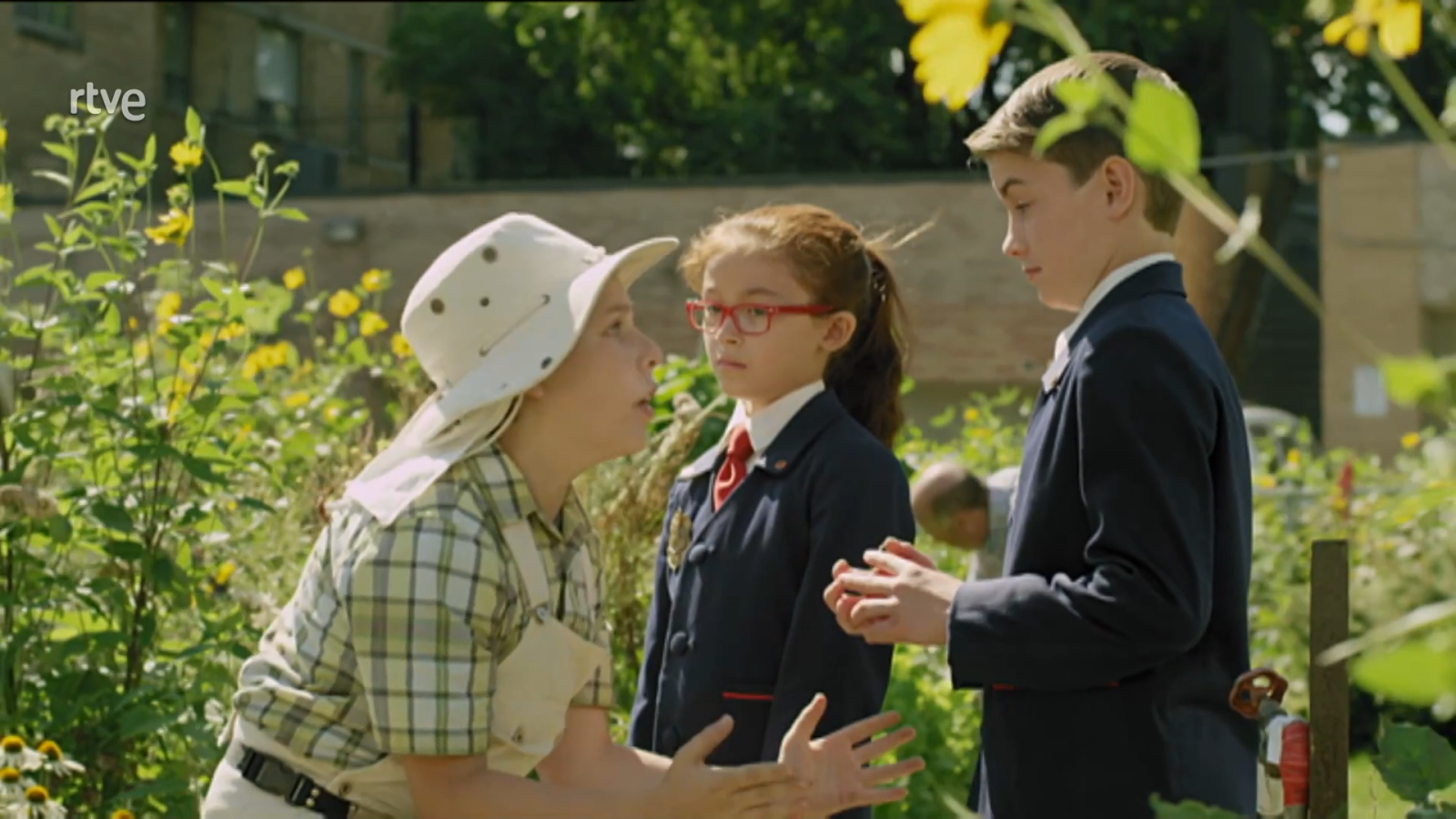 Division O - Mediodía en el huerto del bien y lo insólito - RTVE.es - División O | Ver