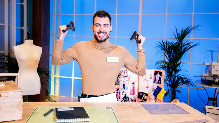 Maestros de la costura - Joshua. 28 años. Las Palmas de Gran Canaria