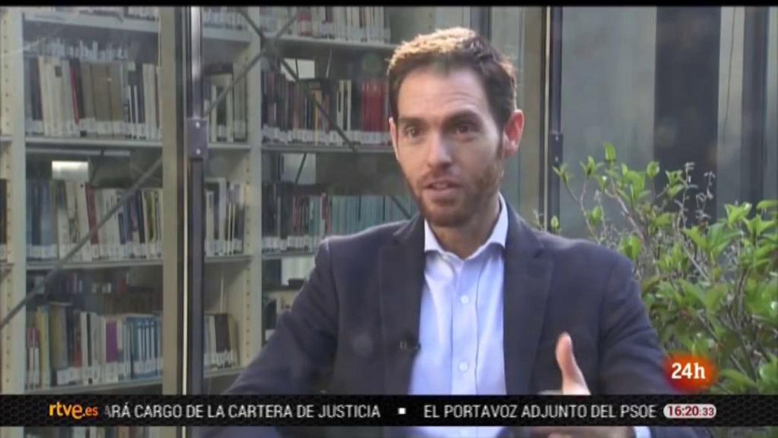 Parlamento - Fuera de Contexto - Sergio Sayas - 11/01/2020