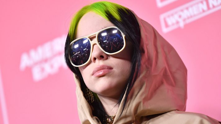 Telediario 1 - Billie Eilish compondrá la canción de la nueva película de James Bond