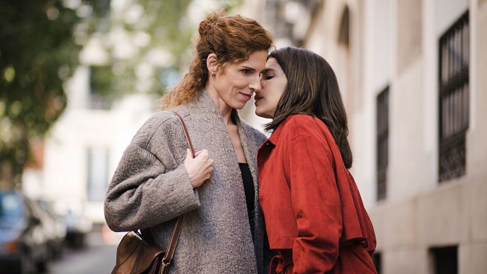 Cuéntame cómo pasó - Belén se declara a Inés