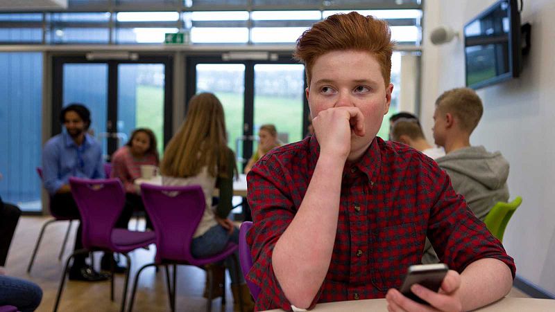 A partir de hoy - ¿Qué es el 'pin parental' que Vox quiere en los colegios?