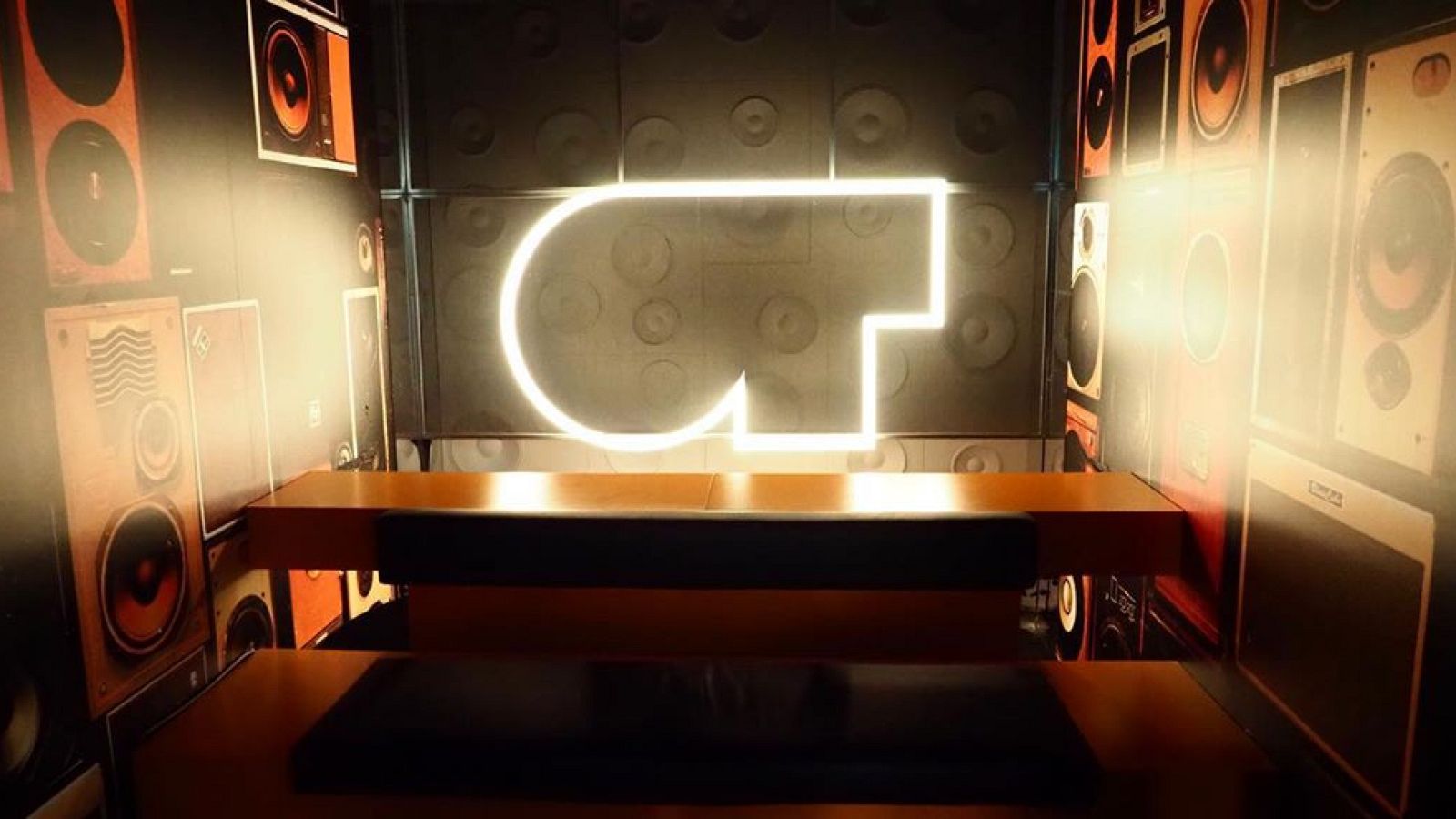 Corazón - Cesc Escola: El joven profesor de fitness que viene a revolucionar la Academia