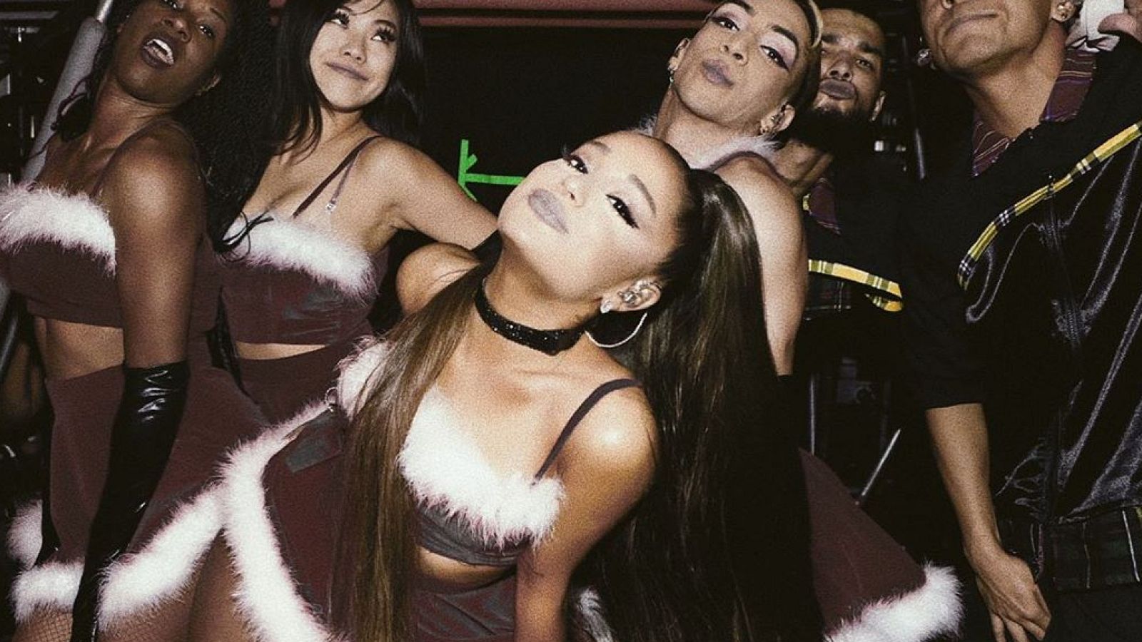 Corazón - Ariana Grande... ¿plagio al rapero Josh Stone o simple casualidad?