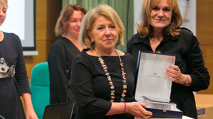 Telediario 1 - Políticos, artistas y compañeros de profesión despiden a Alicia Gómez Montano, un "referente" del periodismo y la igualdad