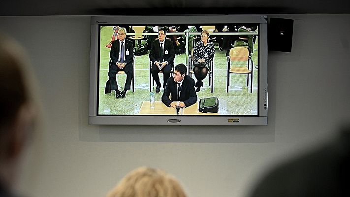 Telediario 1 - Trapero, sobre las actuaciones de los Mossos por el 1-O: "Hicimos lo que se nos ordenó en todo momento"