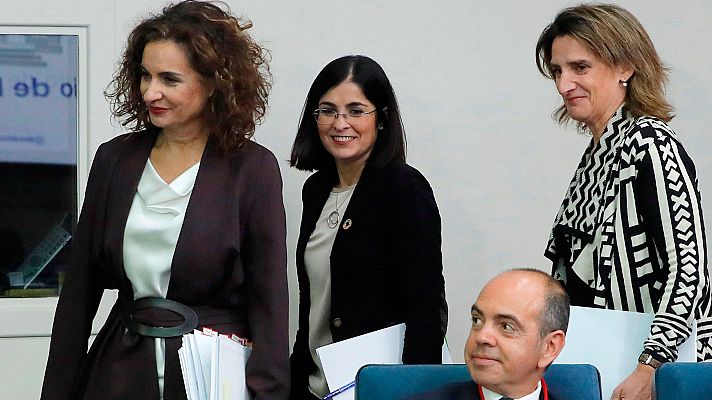 Telediario 1 - El Consejo de Ministros aprueba la subida salarial del 2% para los funcionarios