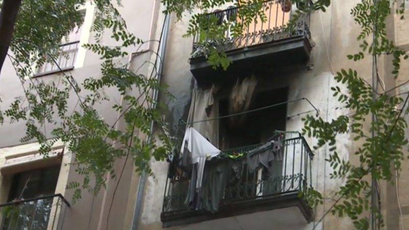 Detenido un hombre en Barcelona acusado de apuñalar a dos personas - RTVE.es | Ver