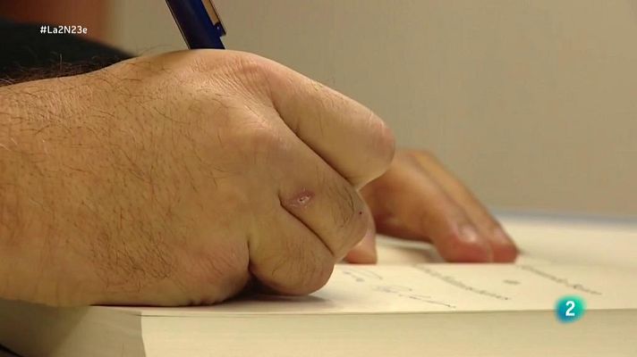 La 2 Noticias - "Nunca fuimos héroes", un homenaje a los policías que lucharon contra ETA