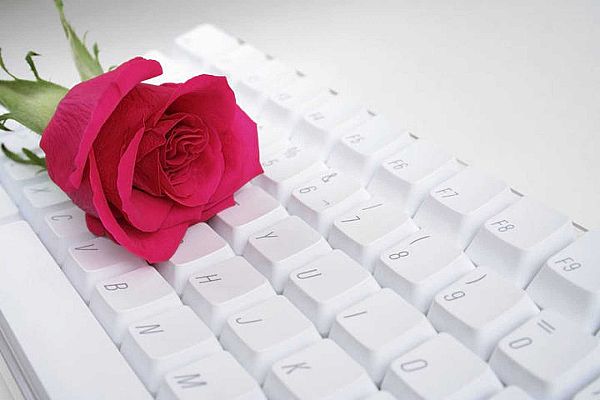 A partir de hoy - ¿Cómo ligamos en redes sociales?