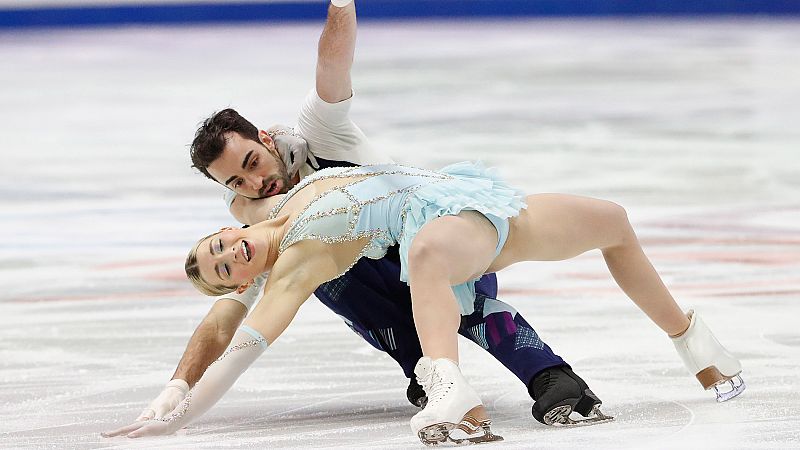 Olivia Smart y Adrià Díaz acaban octavos en el Europeo de patinaje