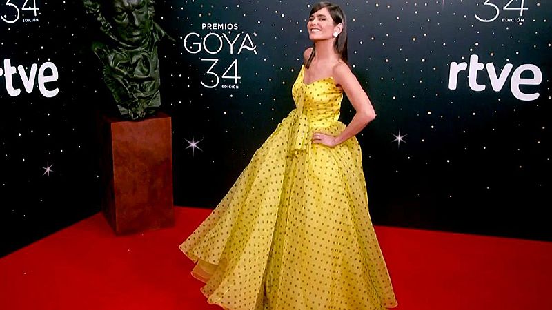 Premios Goya - Elena Sánchez luce su espectacular vestido en la cámara glamur de los Goya