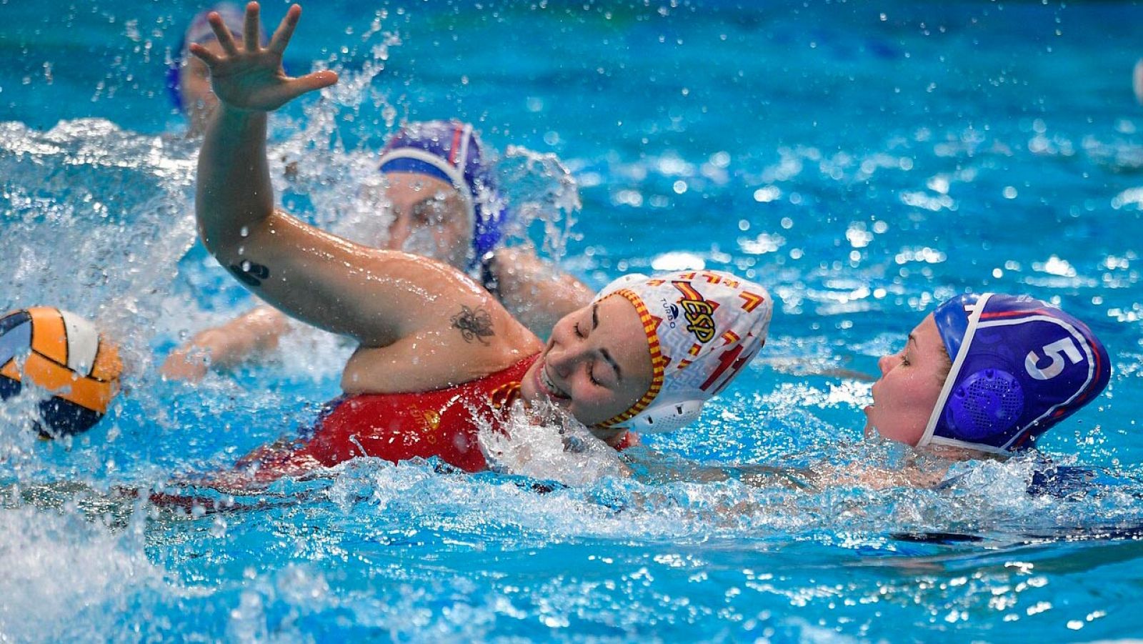 Europeo de waterpolo (f) - Resumen España 8-8 Rusia, primera parte - RTVE.es - Waterpolo | Ver