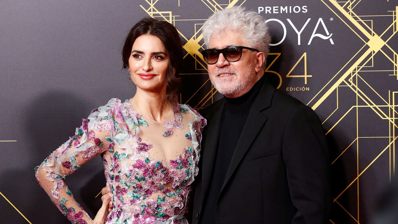 Los Goya - A Almodóvar se les escapa que Penélope Cruz entregará el Oscar a la mejor película internacional - RTVE.es | Ver