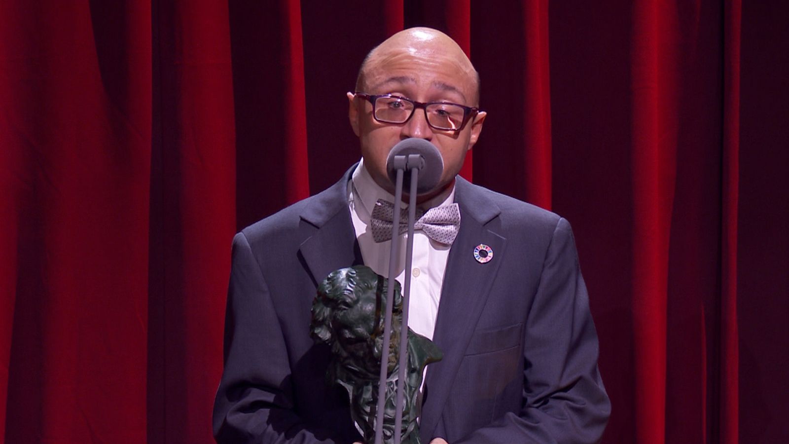 Jesús Vidal abre la gala de los Goya 2020 simulando que sigue agradeciendo su premio a actor revelación