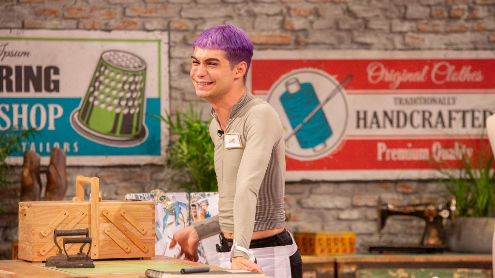 La divertida presentación de David | Ver