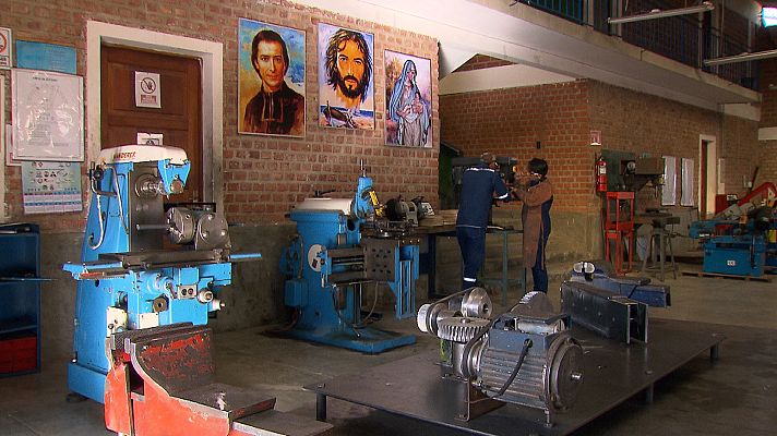 Pueblo de Dios - Eco Educación de altura