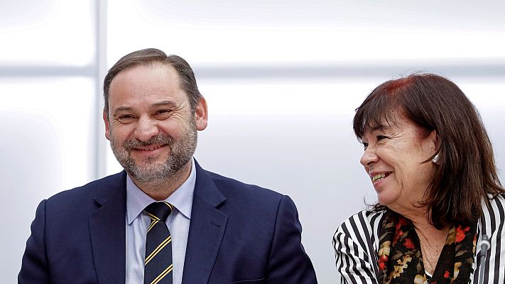 Telediario 1 - El PSOE cierra filas en torno a Ábalos y el PP pide una comisión de investigación en el Congreso