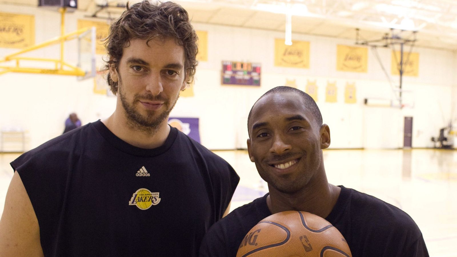 Así era la relación de Kobe Bryant con España | Ver